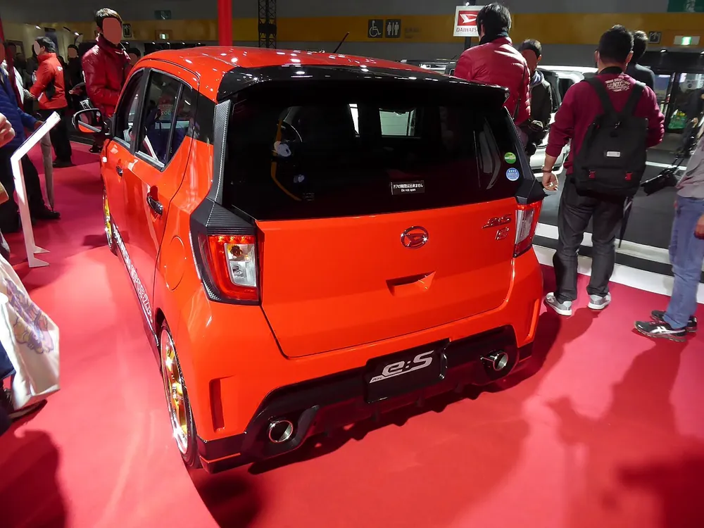 Daihatsu Mira 2020 — view 3