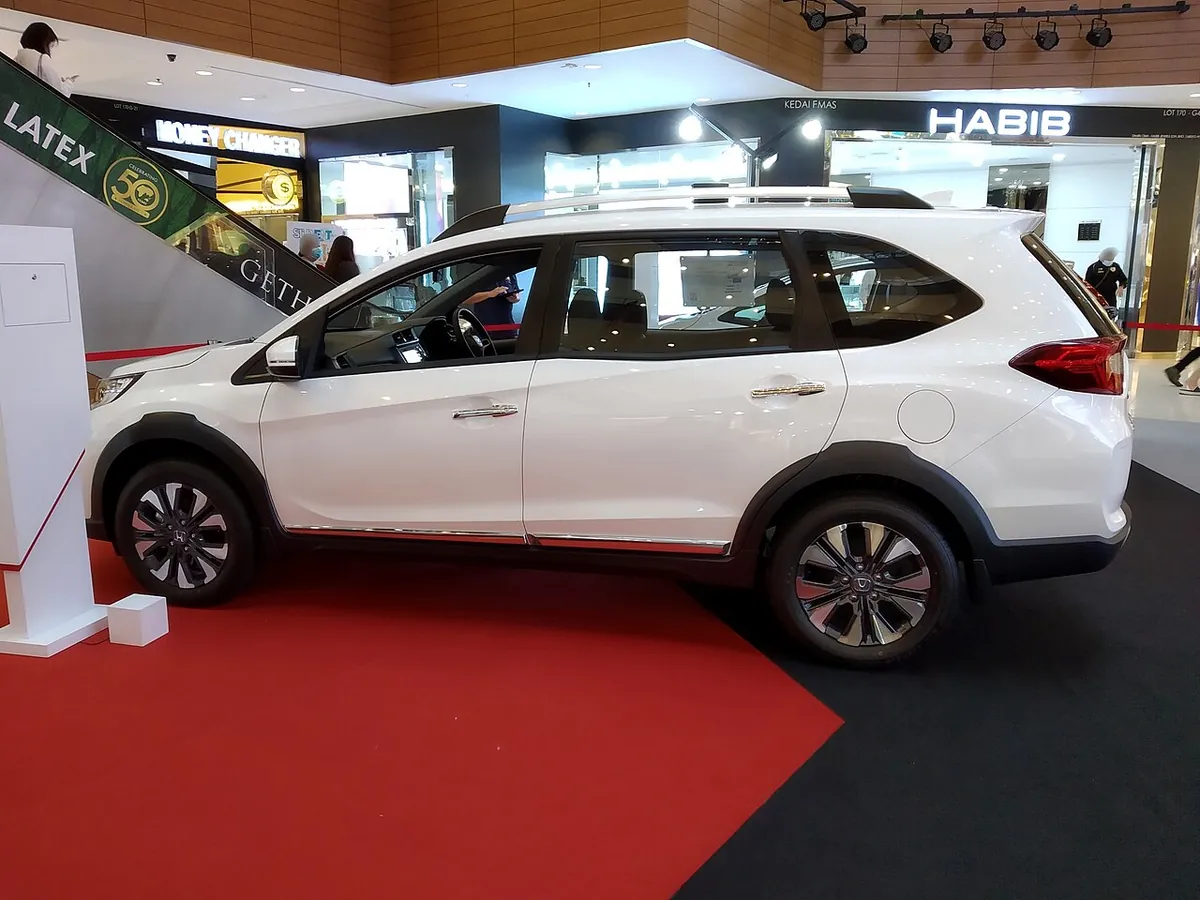 Honda BR-V 2022 for rent in Karachi
