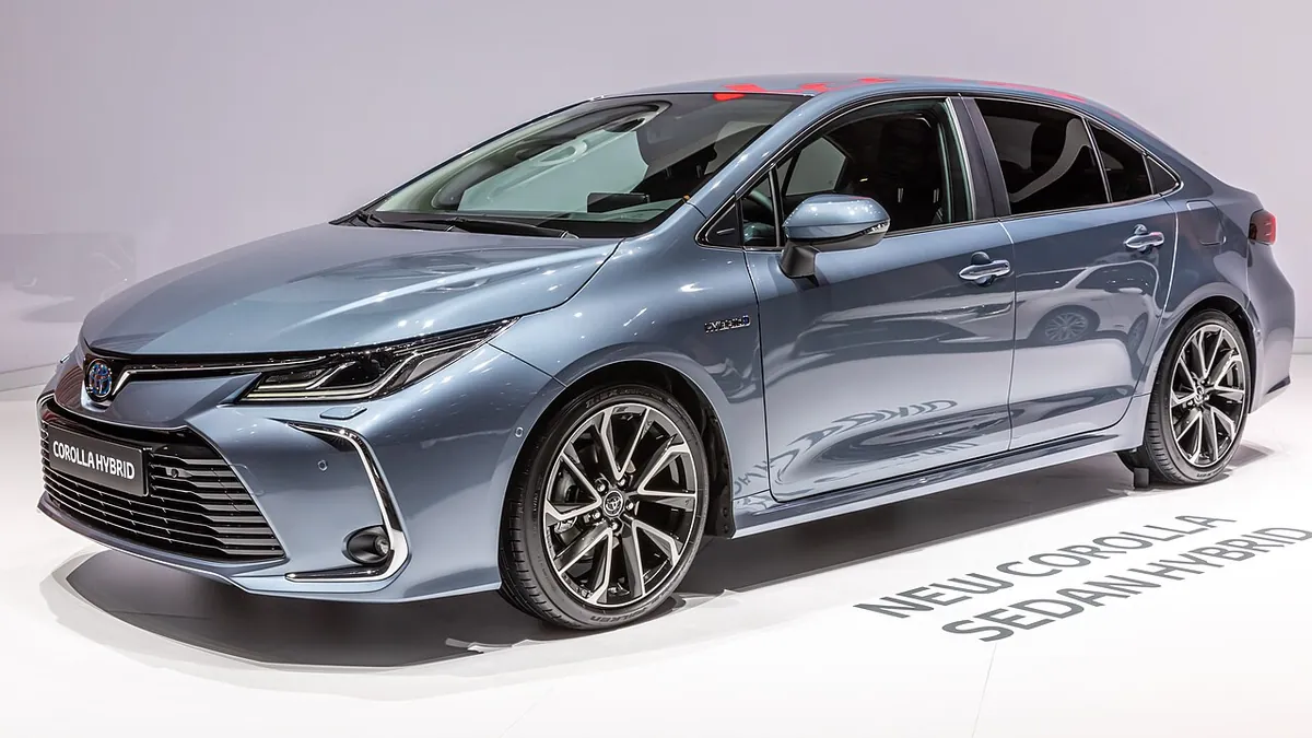 Toyota Corolla 2022 for rent in Karachi