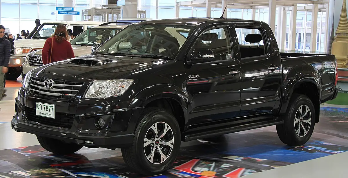 Toyota Hilux Vigo 4x4 2015 for rent in Karachi