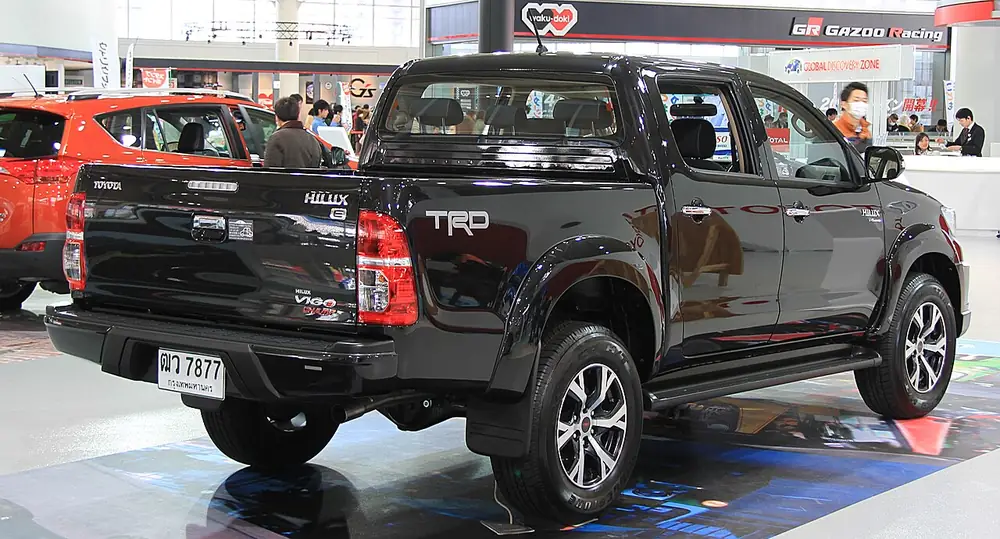 Toyota Hilux Vigo 4x4 2015 — view 2