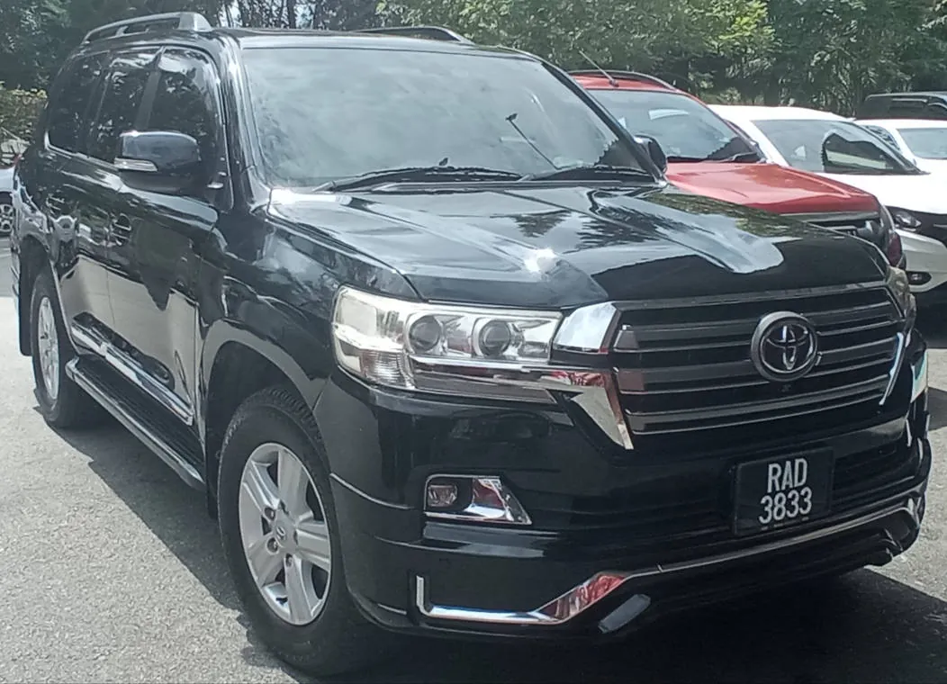 Toyota Land Cruiser 2022 for rent in Karachi